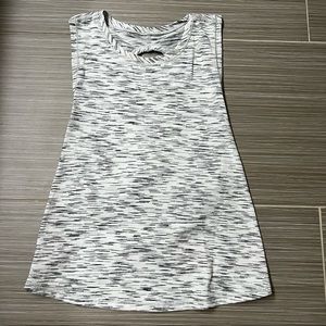 Lululemon crop open back tank